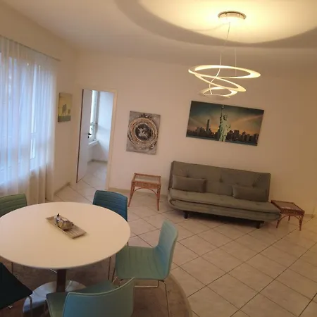 Apartment Lungolago Blu Sky