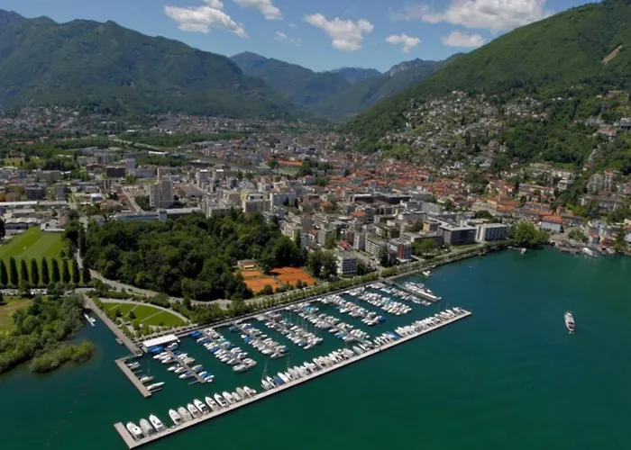 Lungolago Blu Sky Apartman Locarno