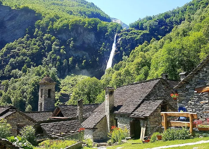 Lungolago Blu Sky * Locarno